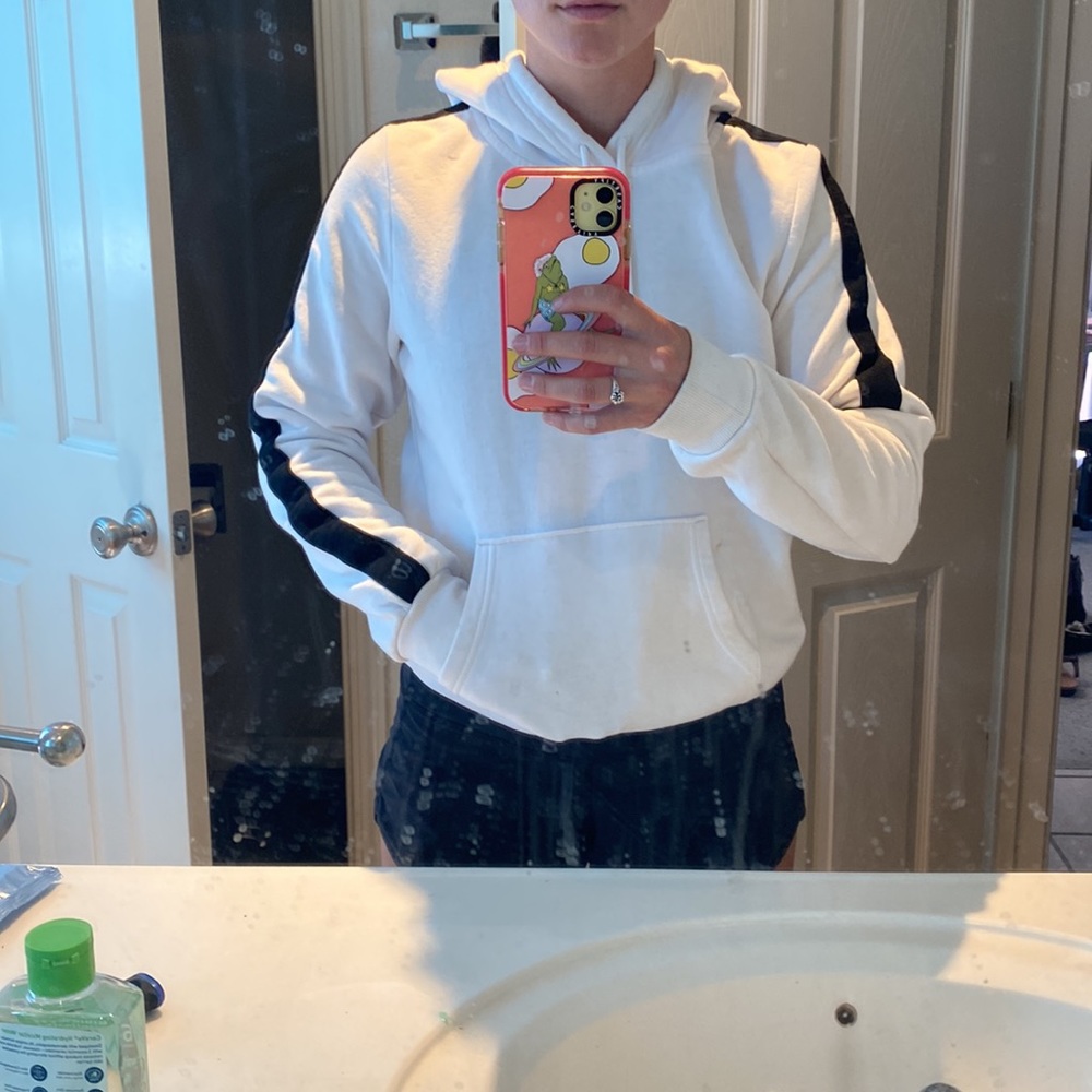 White hoodie